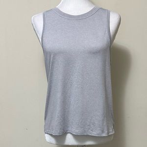 Athleta NEW Gray Crew Neck Sleeveless Muscle Short Hem T-shirt Top Pullover S